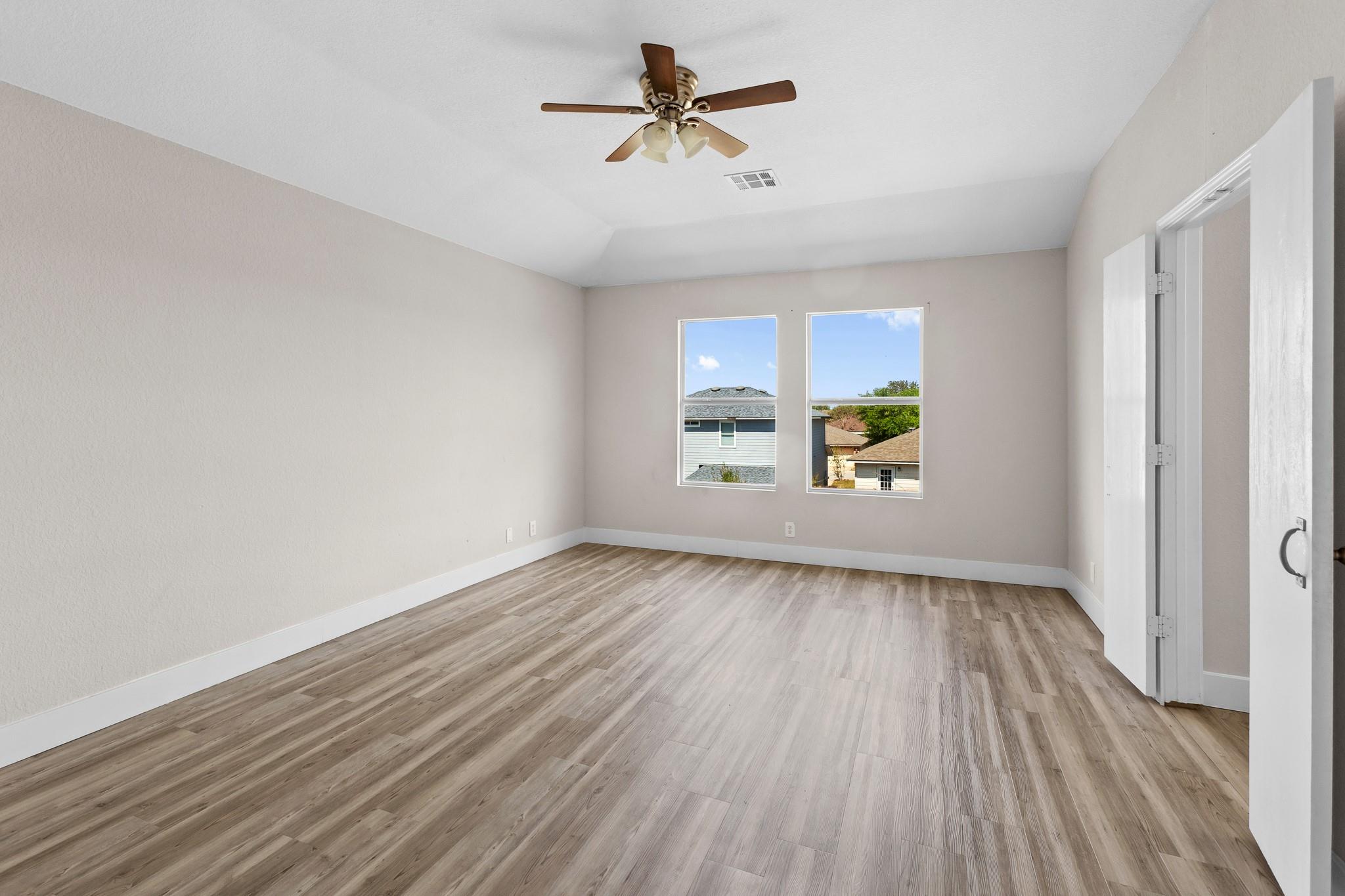 9113 Magna Carta Loop Austin TX 78754
