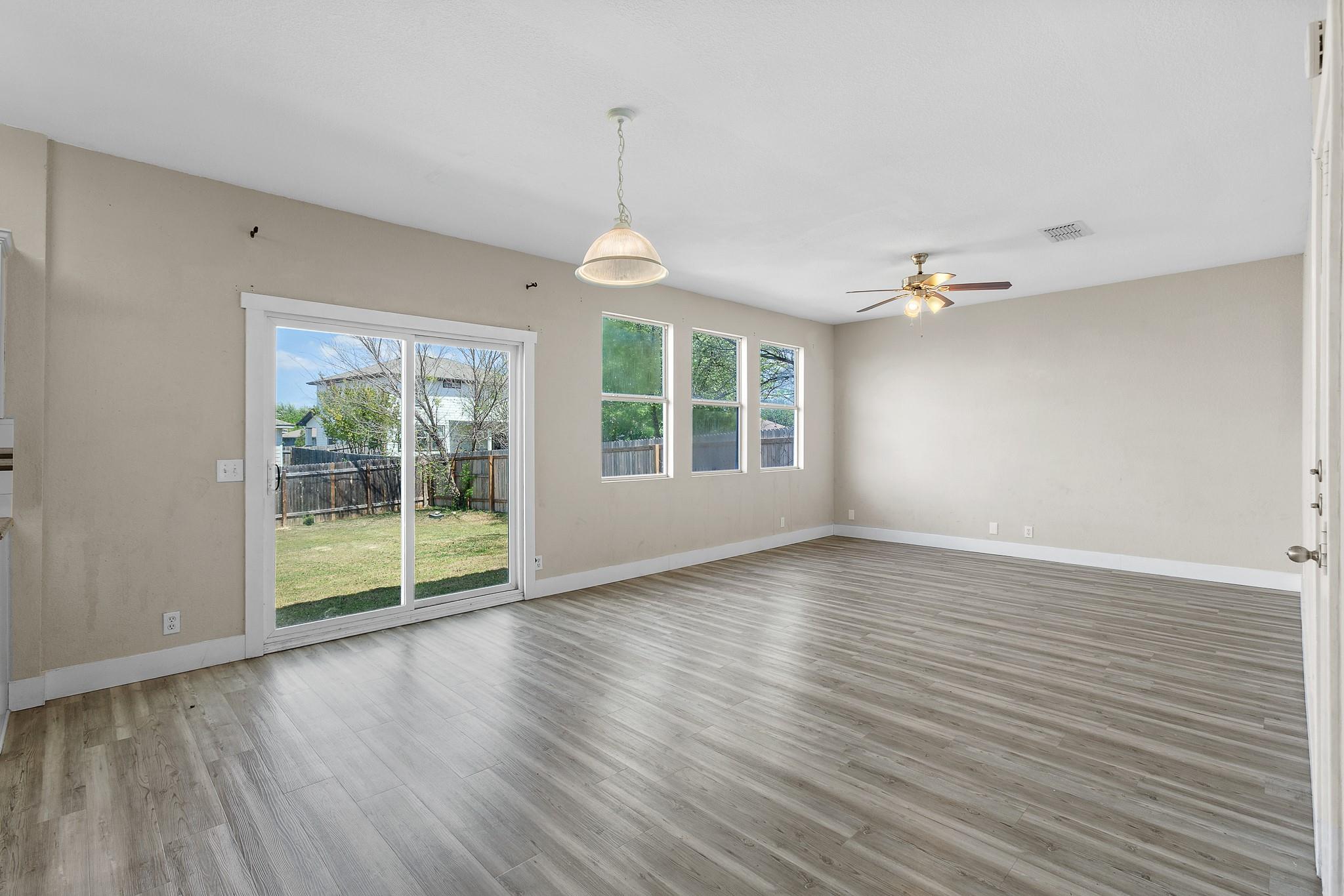 9113 Magna Carta Loop Austin TX 78754