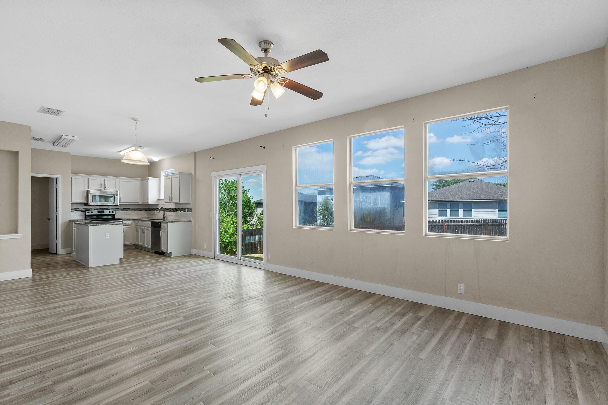 9113 Magna Carta Loop Austin TX 78754