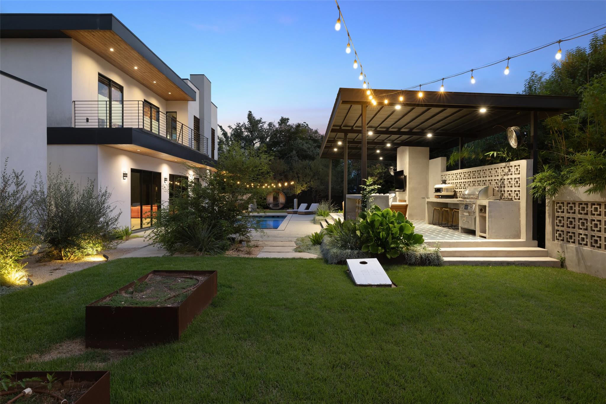 204 Westbrook Drive Austin TX 78746