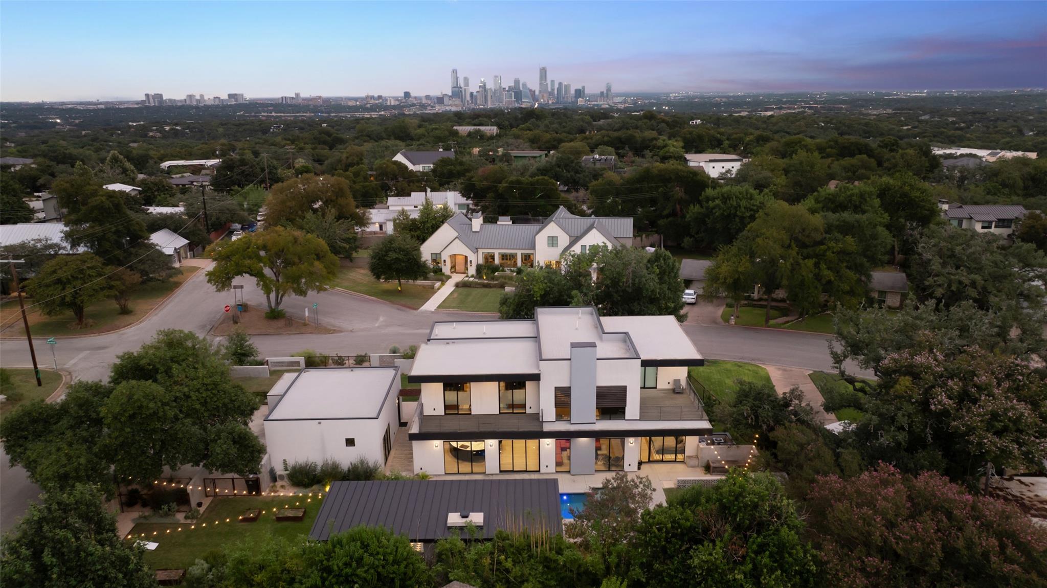 204 Westbrook Drive Austin TX 78746