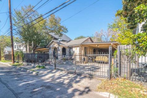 2406 Santa Maria Street Austin TX 78702