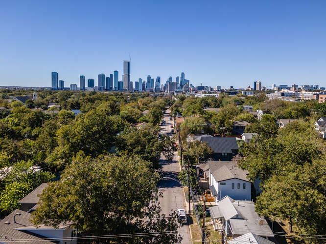 2406 Santa Maria Street Austin TX 78702