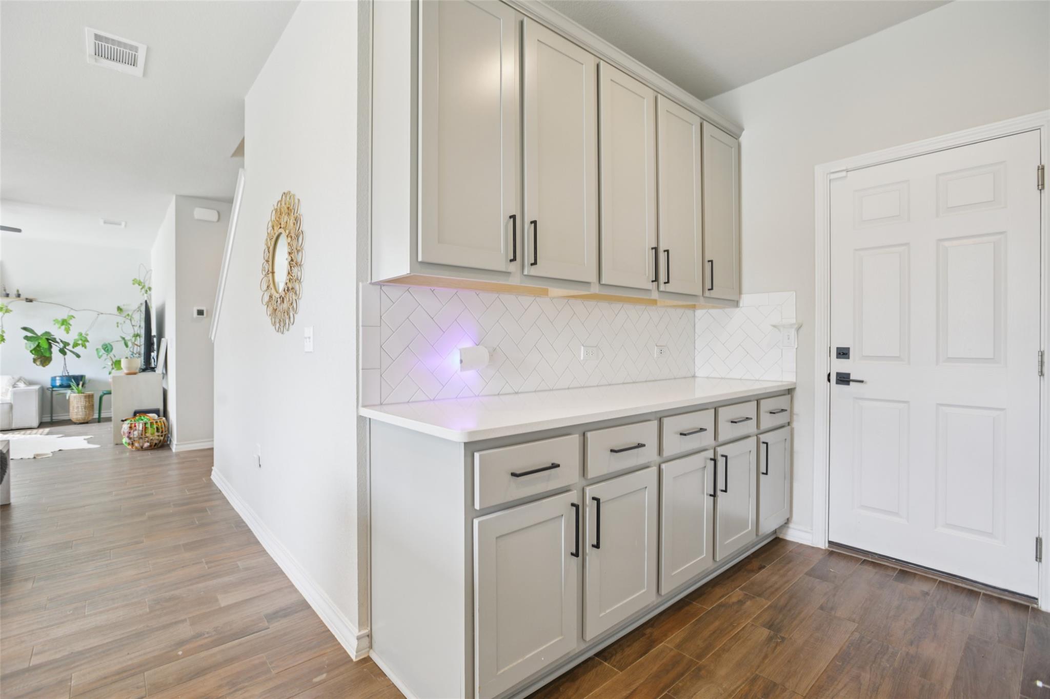 1913 Jacey Way Austin TX 78725