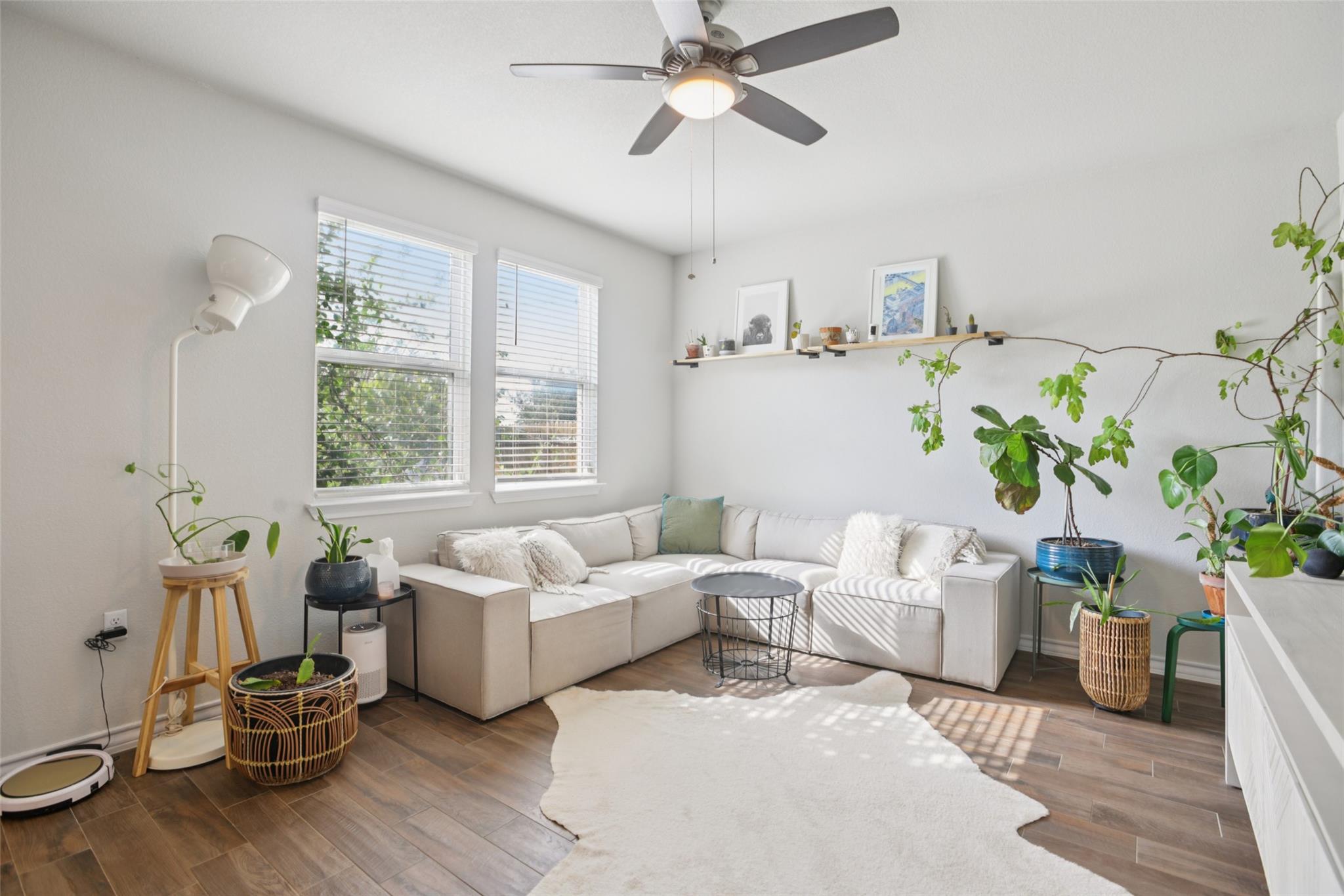 1913 Jacey Way Austin TX 78725