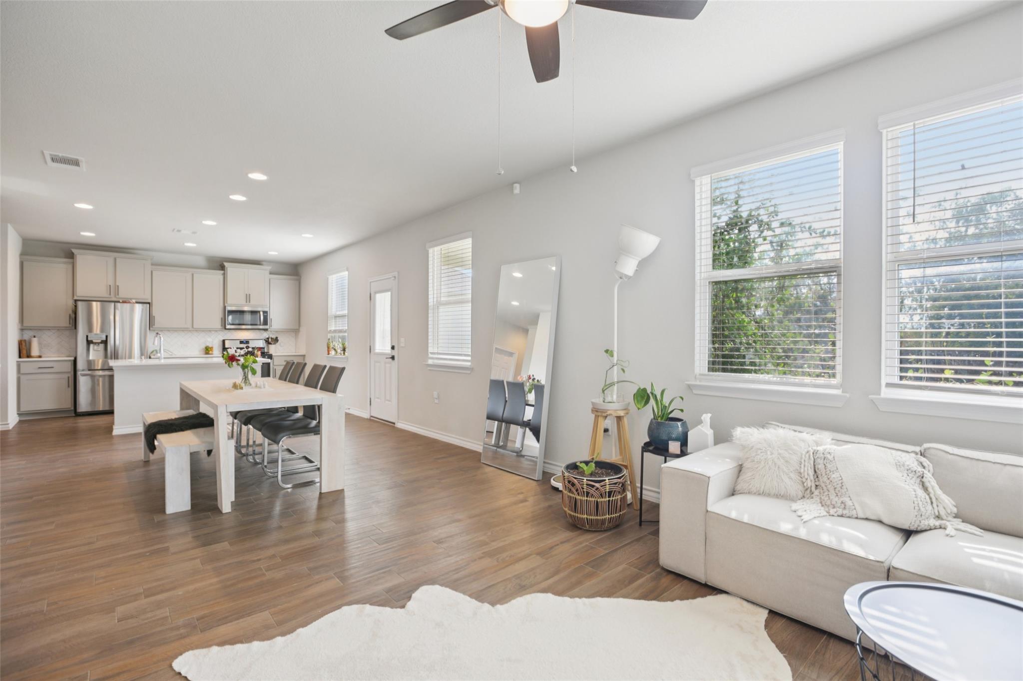 1913 Jacey Way Austin TX 78725