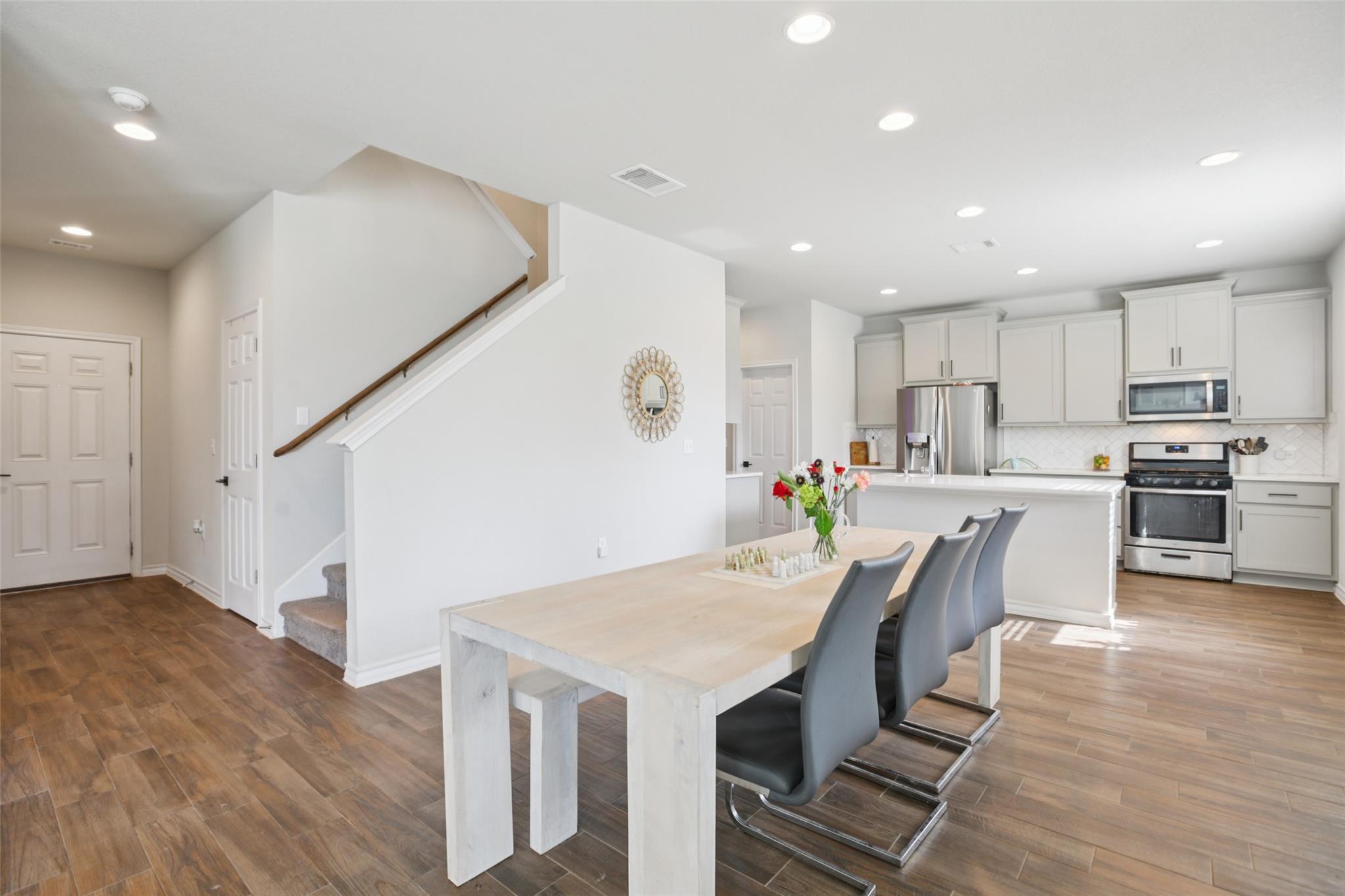 1913 Jacey Way Austin TX 78725