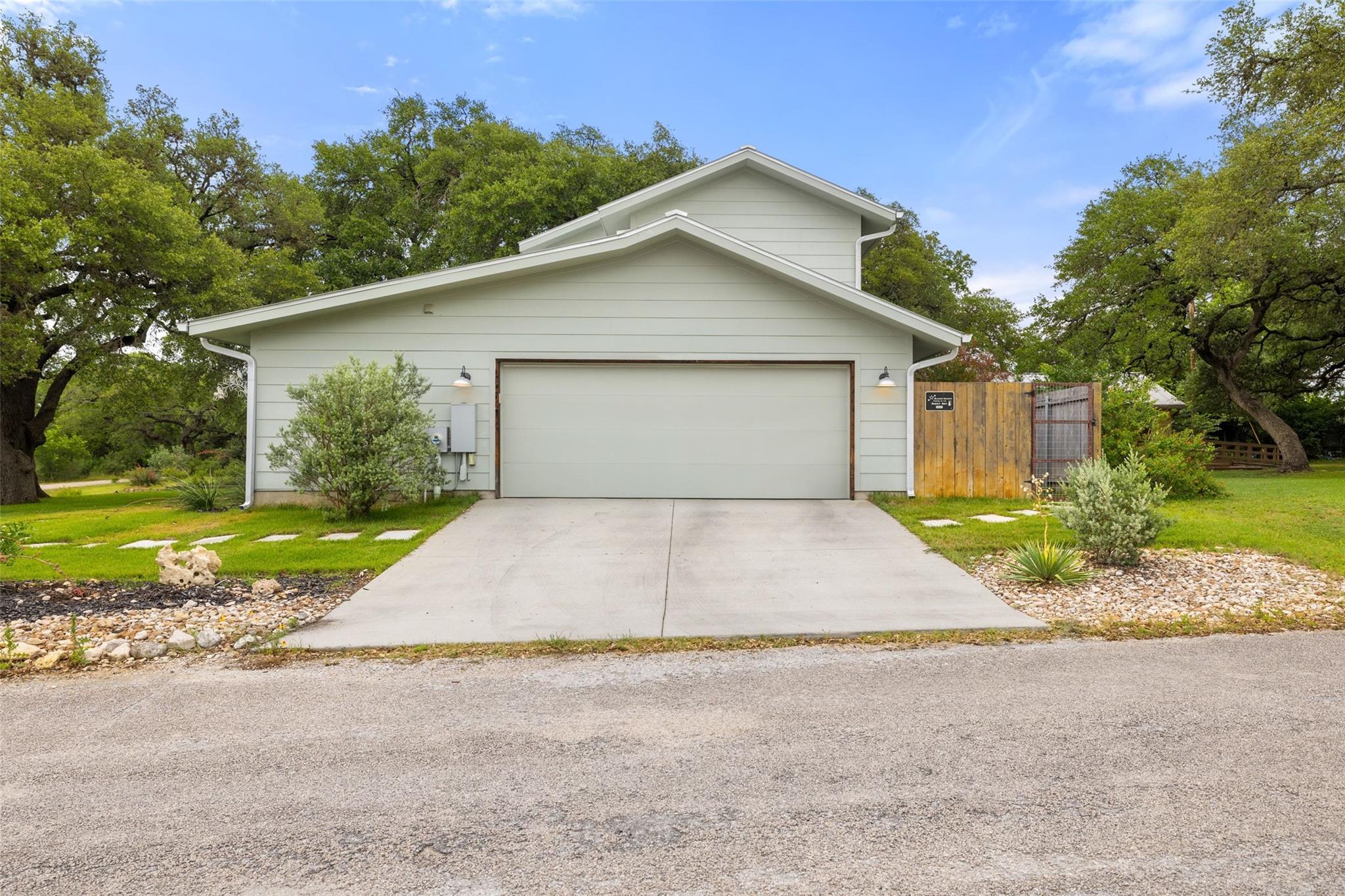 701 River Road Blanco TX 78606