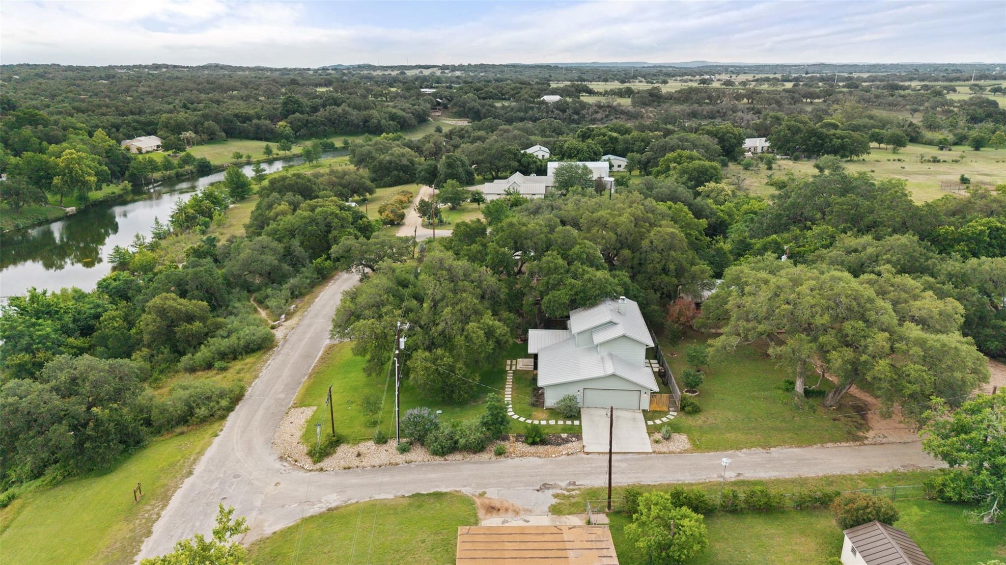 701 River Road Blanco TX 78606