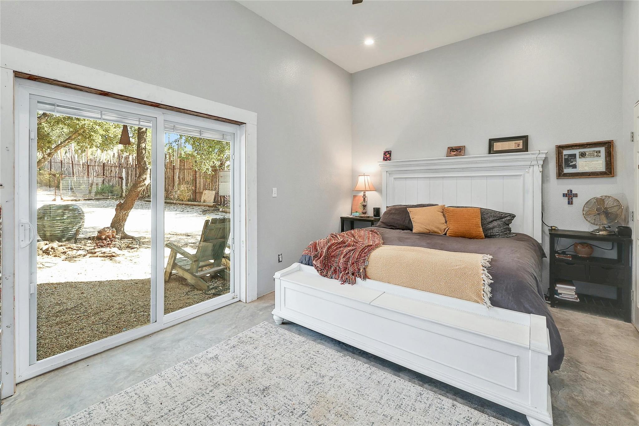 9114 290 W Highway Austin TX 78736