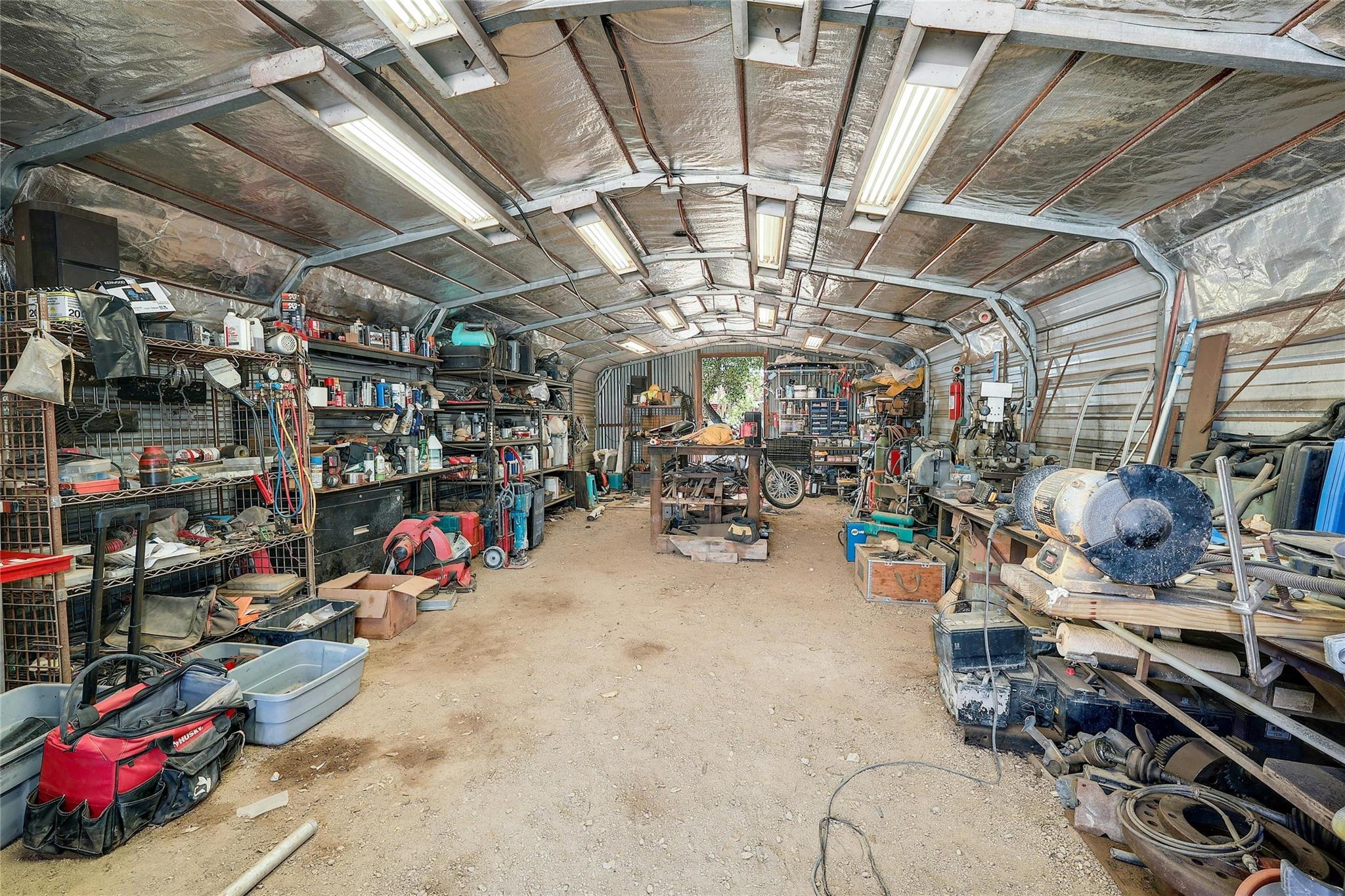 9114 290 W Highway Austin TX 78736