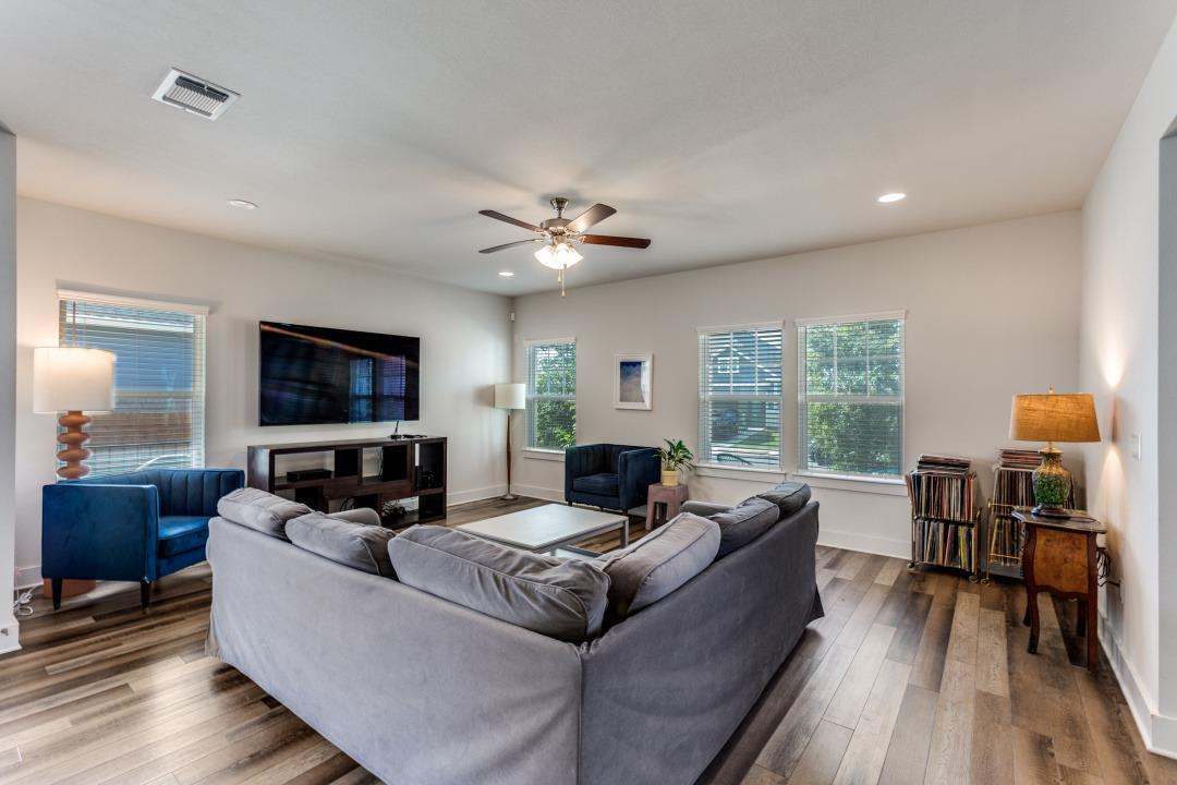 7909 Donnelley Drive Austin TX 78744