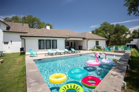 717 E Creek Drive Dripping Springs TX 78620