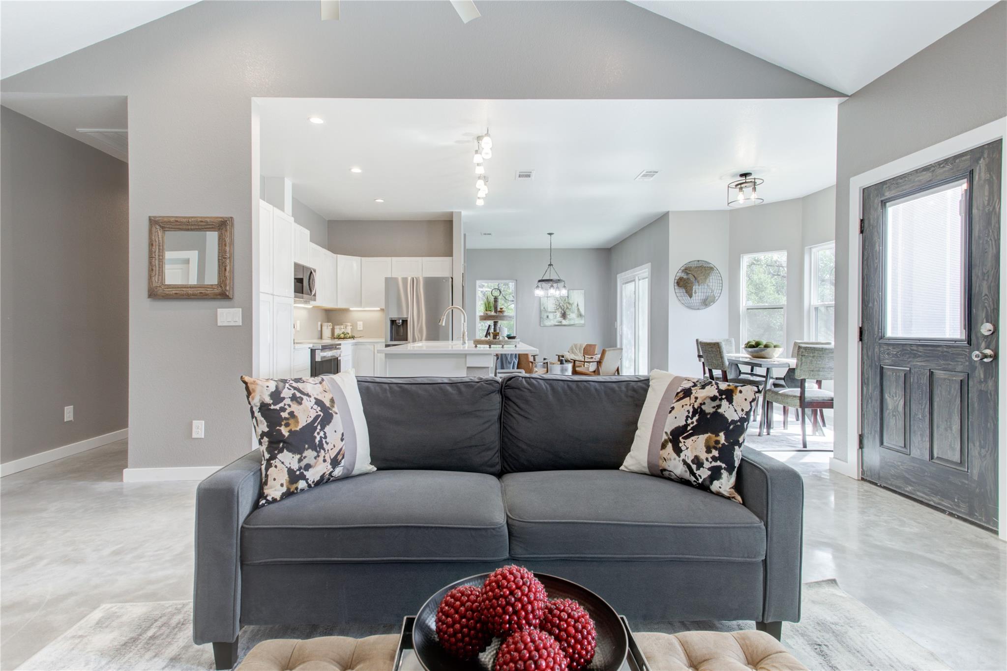 505 Chantilly Lane Spicewood TX 78669