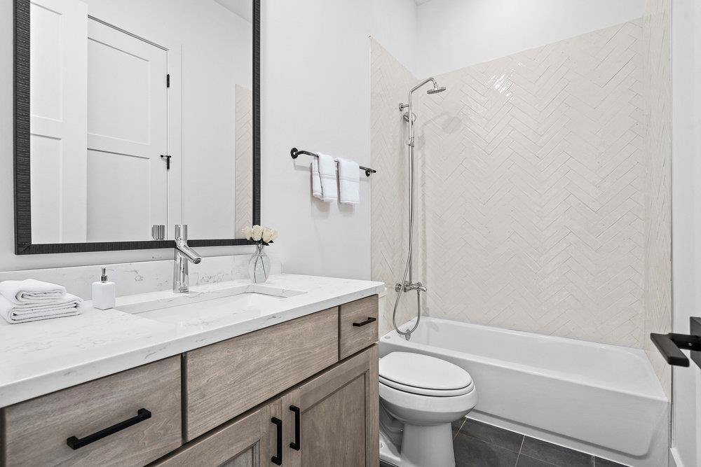 1719 Spyglass Drive Austin TX 78746