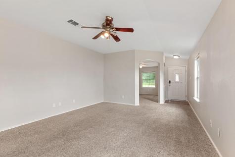 104 Paddington Way Hutto TX 78634