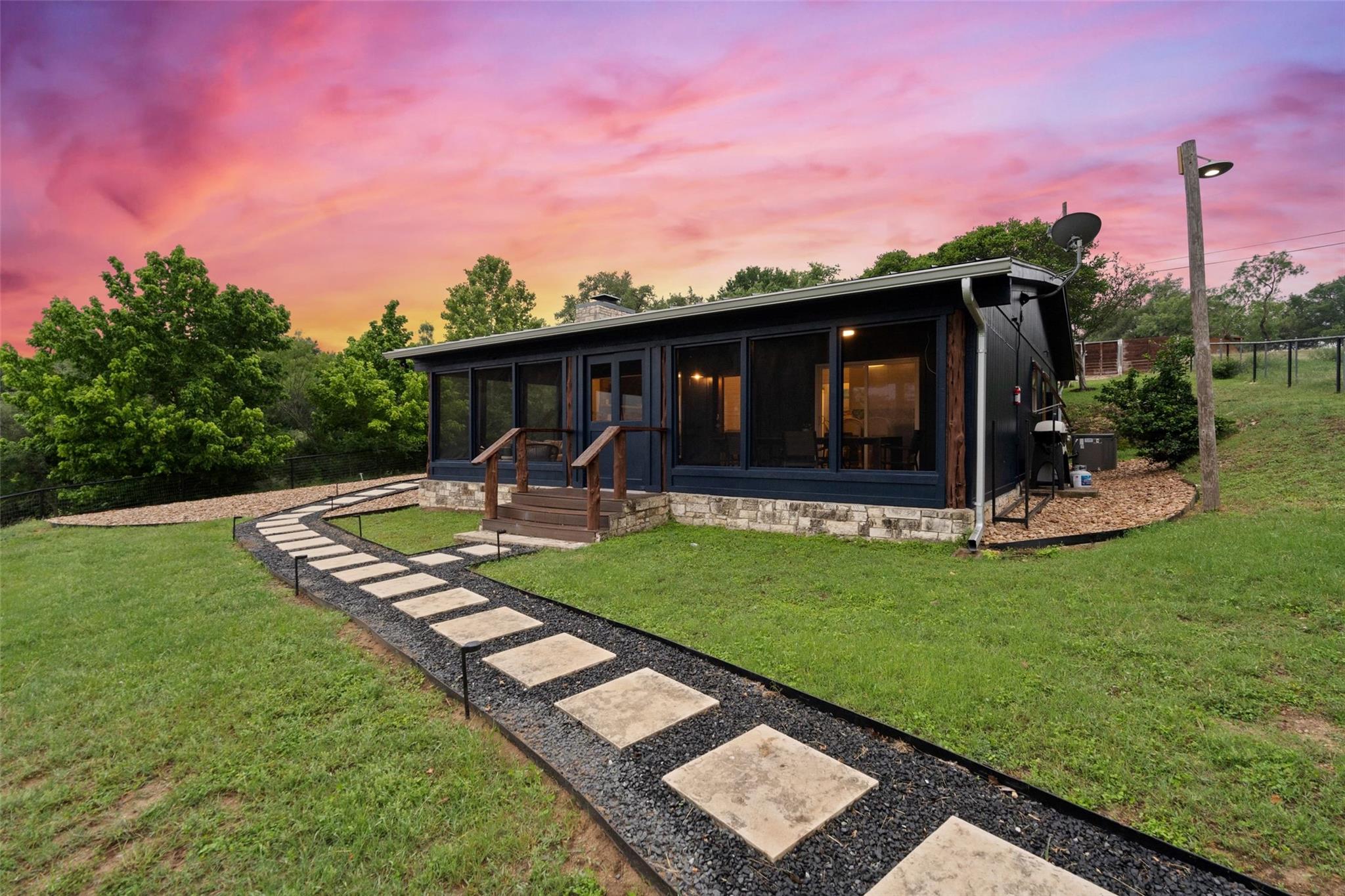 1293 Lake Shore Drive Spicewood TX 78669