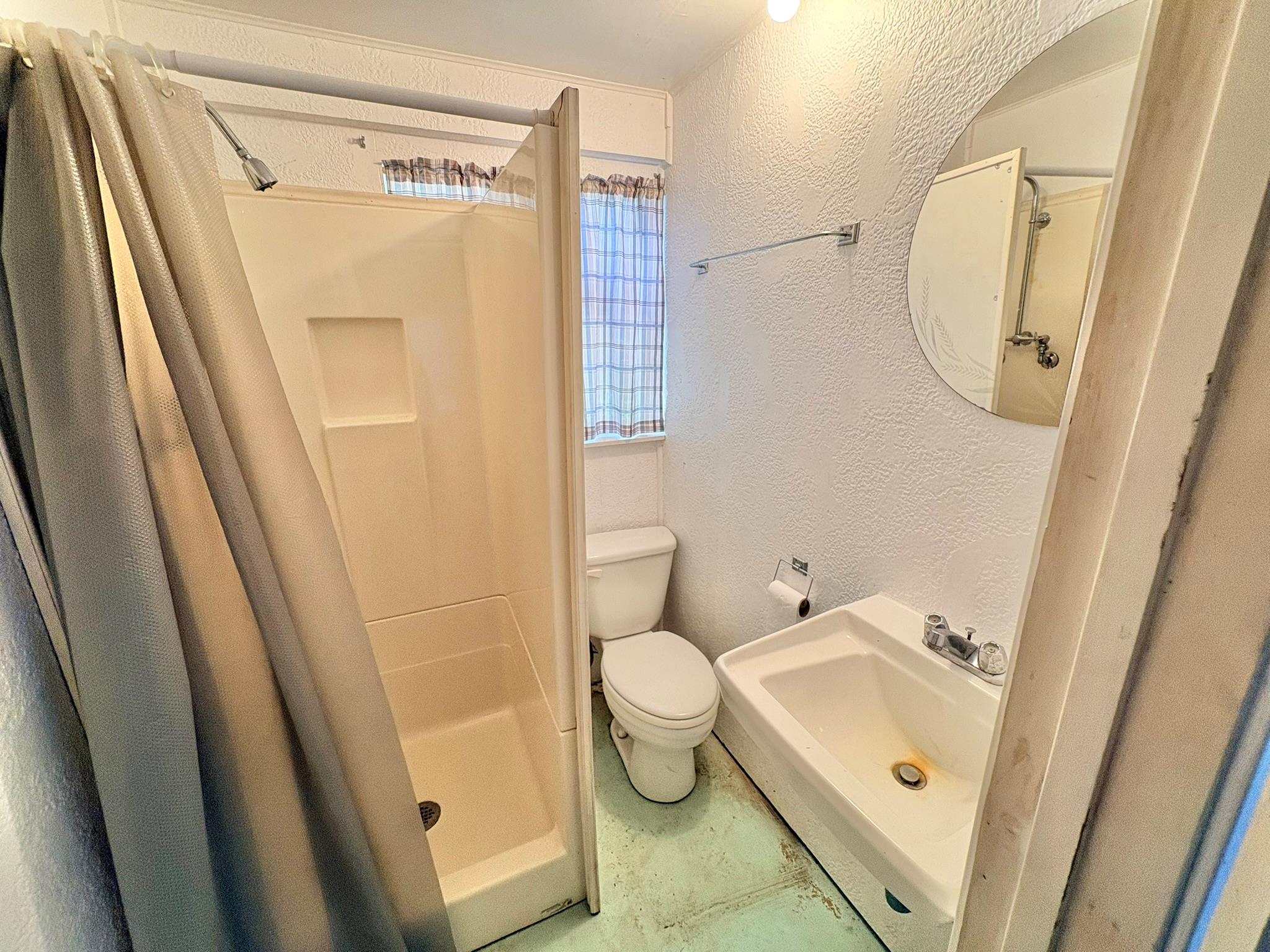 1115 Edgewater Drive Spicewood TX 78669