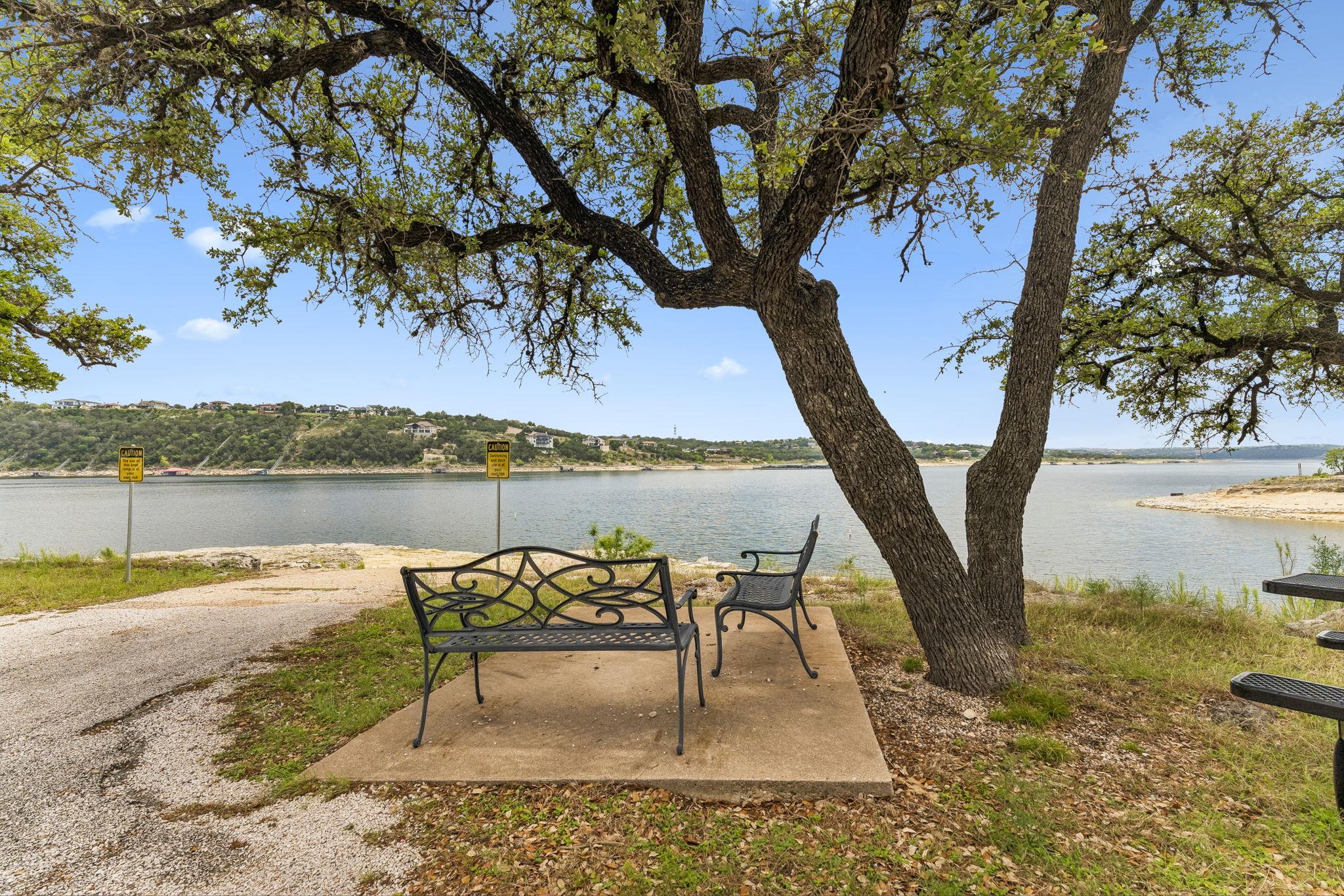 1115 Edgewater Drive Spicewood TX 78669