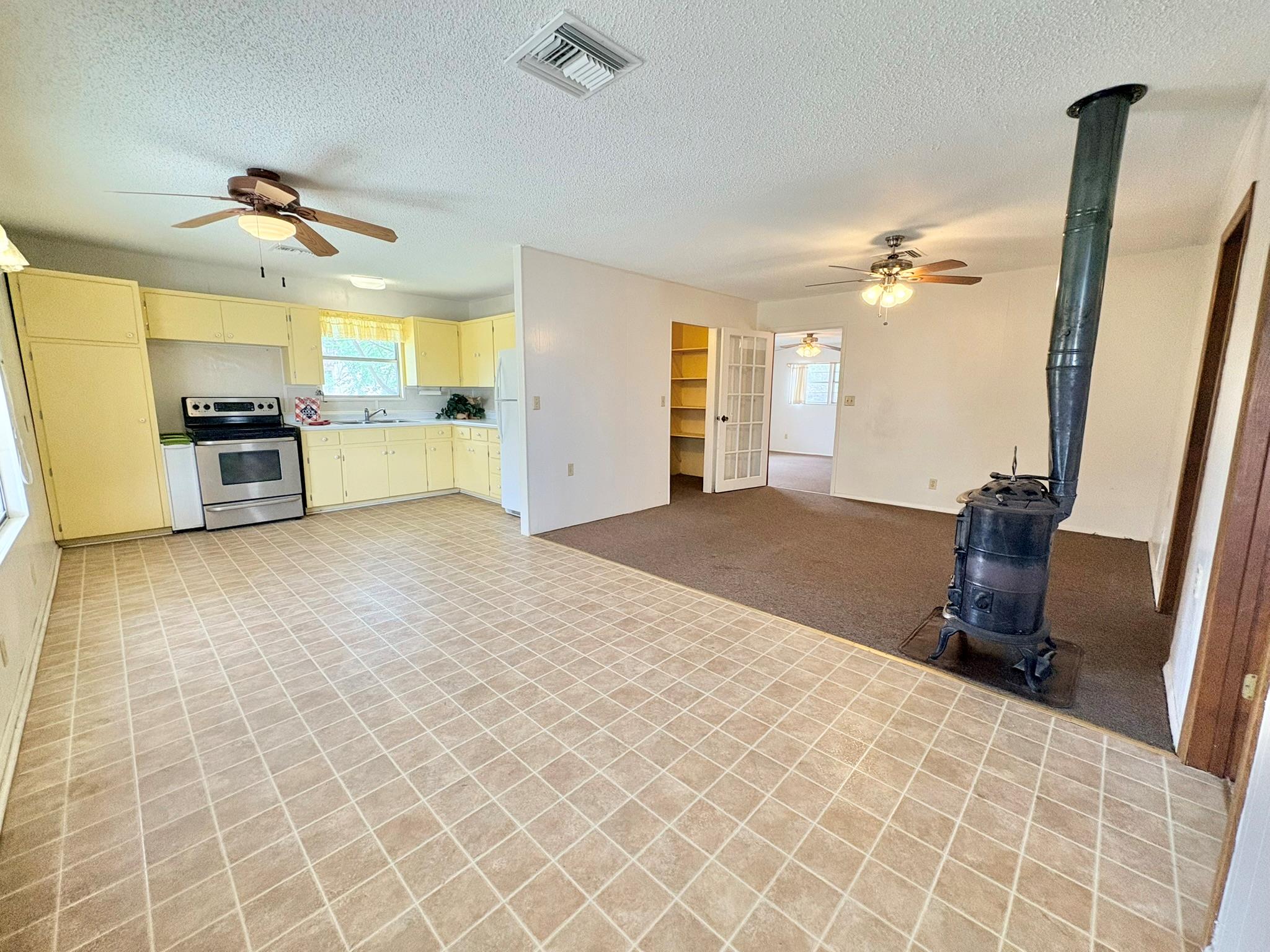 1115 Edgewater Drive Spicewood TX 78669