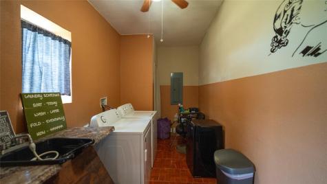 969 Private Road 7054 Gause TX 77857