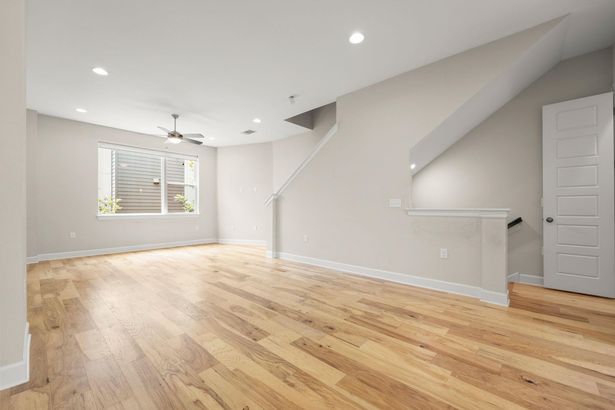 4403 Swift Path Austin TX 78741