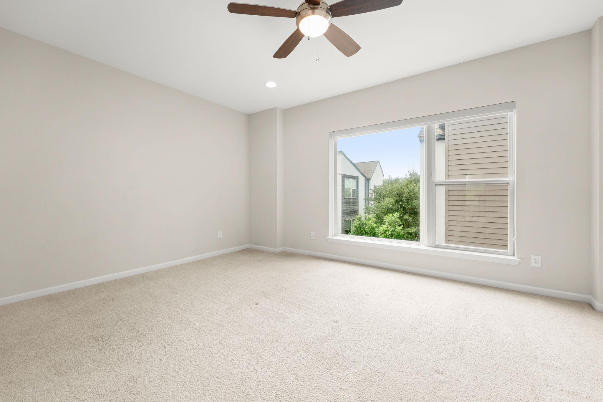4403 Swift Path Austin TX 78741
