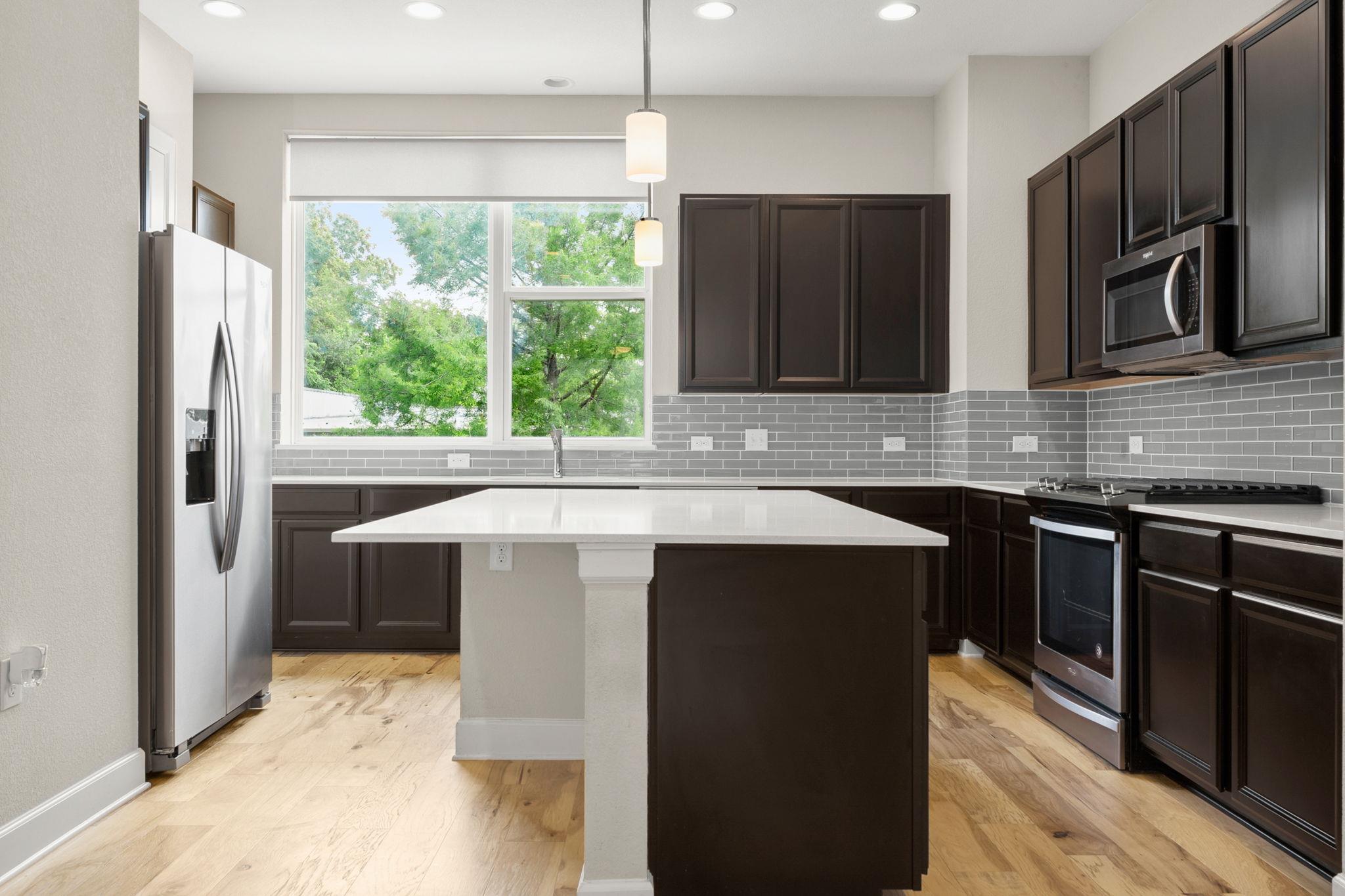 4403 Swift Path Austin TX 78741