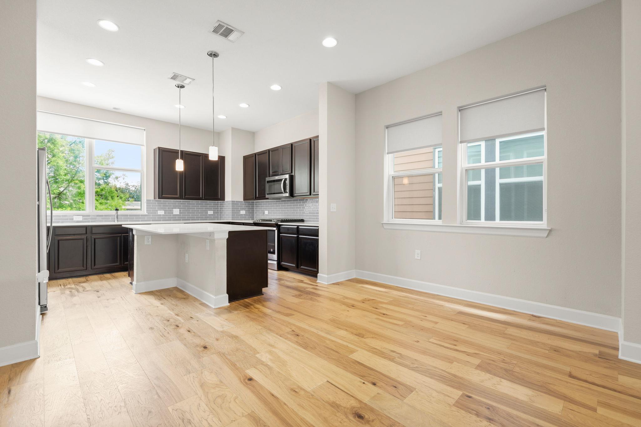 4403 Swift Path Austin TX 78741