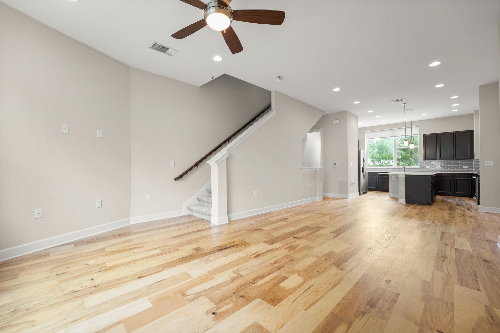 4403 Swift Path Austin TX 78741