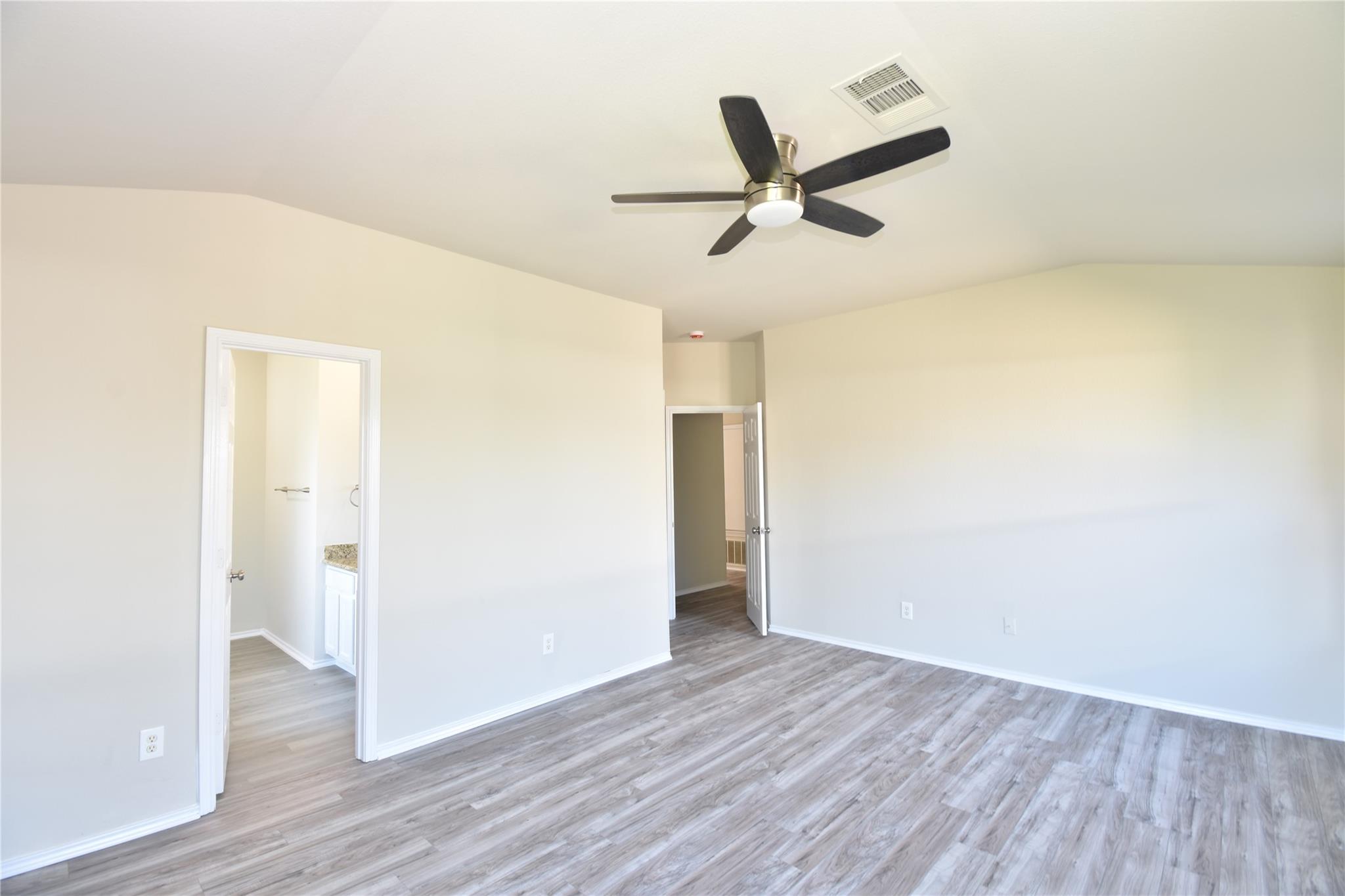 1004 Grey Castle Drive Pflugerville TX 78660