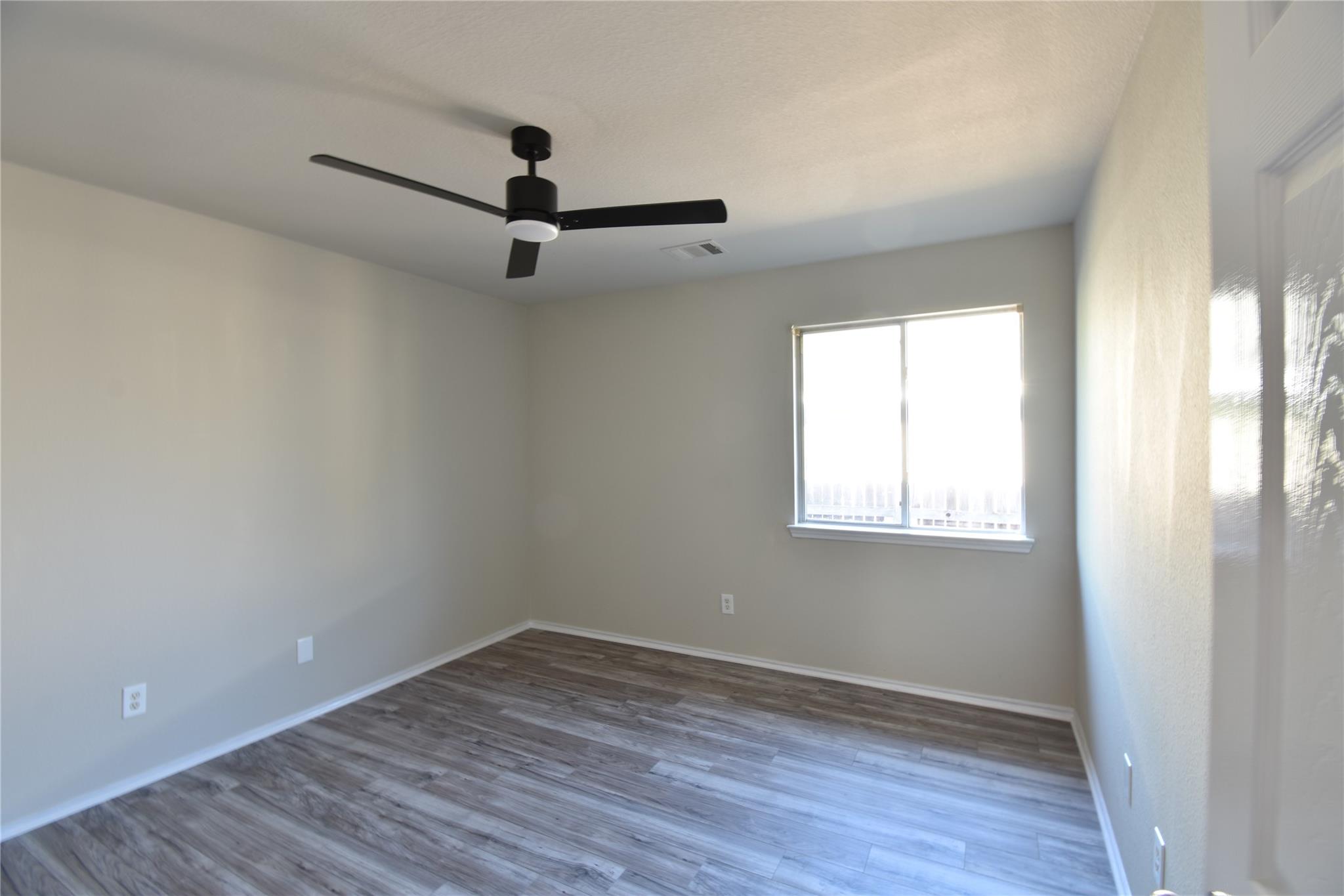 1004 Grey Castle Drive Pflugerville TX 78660