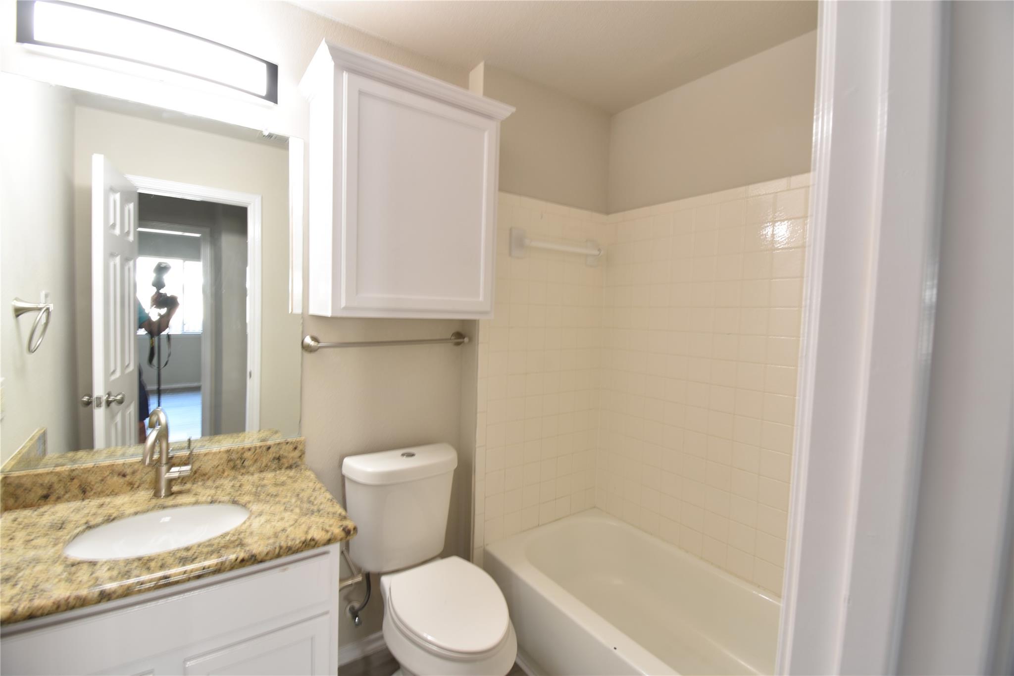 1004 Grey Castle Drive Pflugerville TX 78660