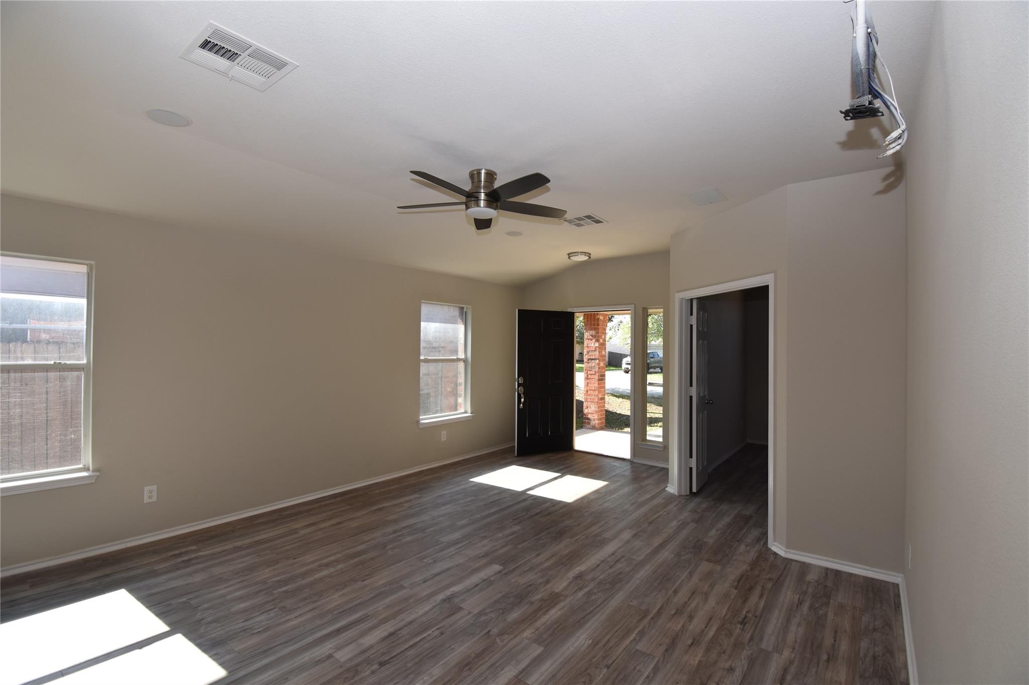 1004 Grey Castle Drive Pflugerville TX 78660