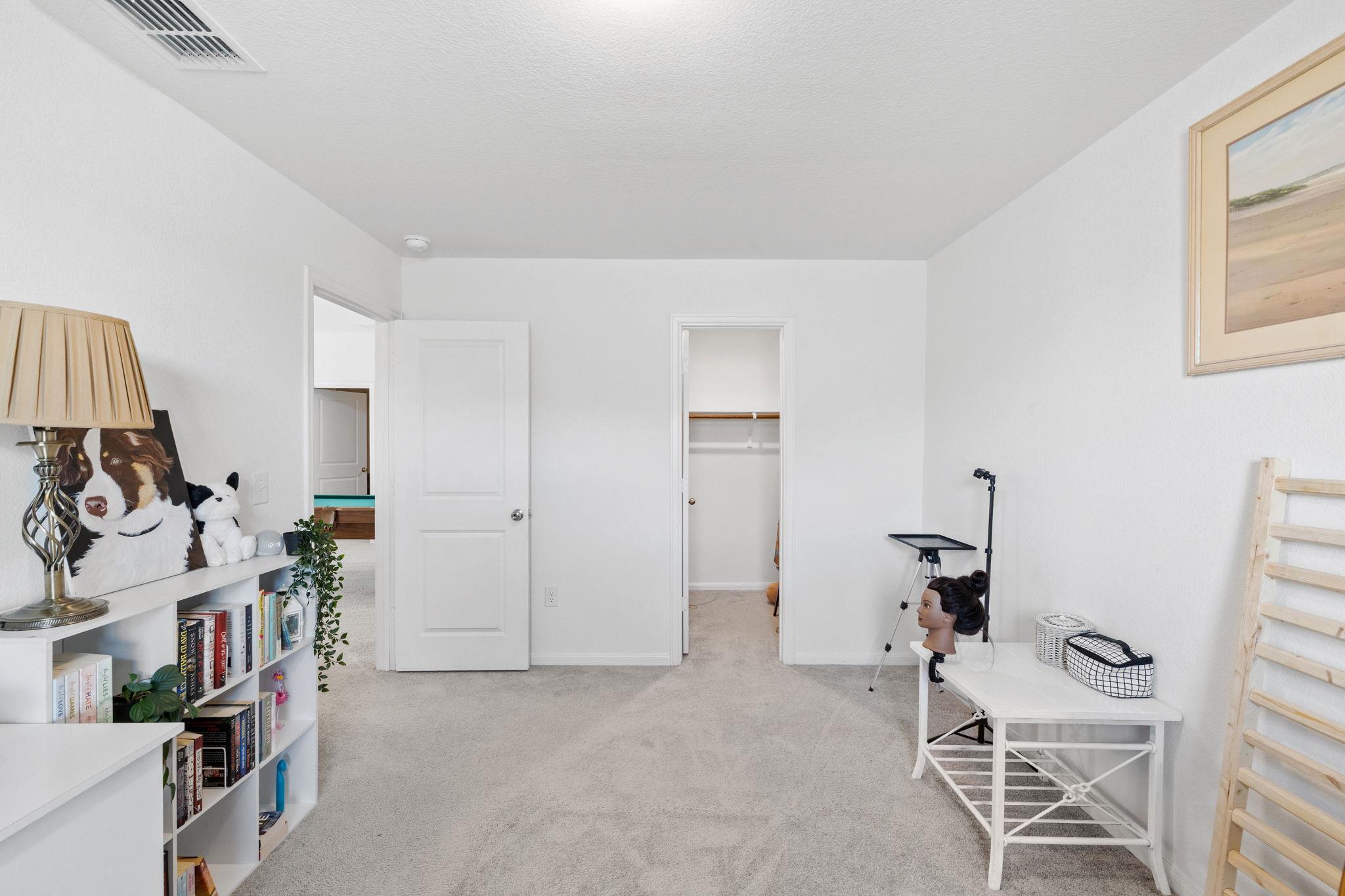 189 Durian Loop Buda TX 78610