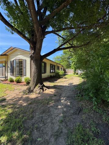 803 Ripley Street Ennis TX 75119
