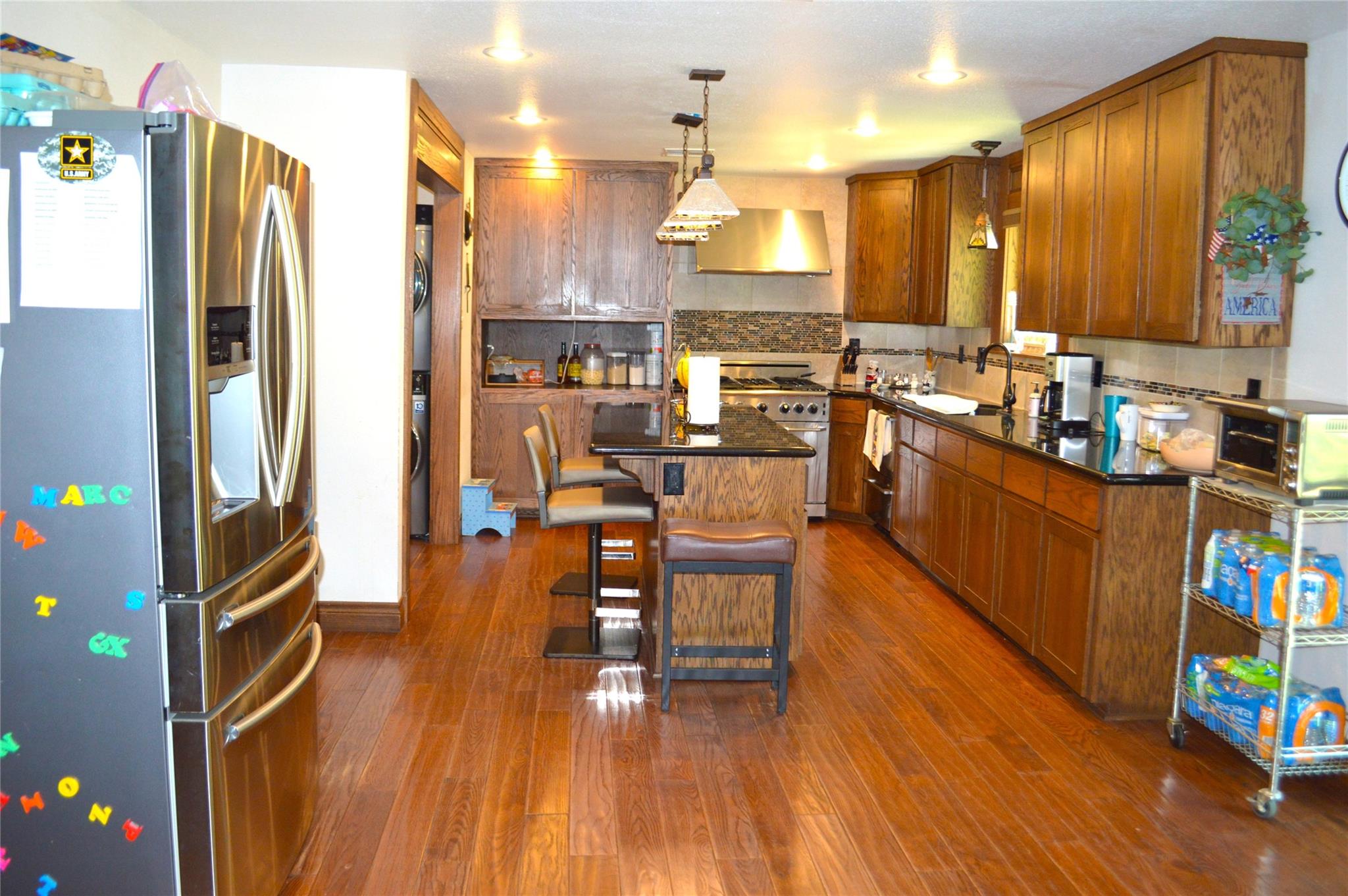 3202 N Travis Cameron TX 76520