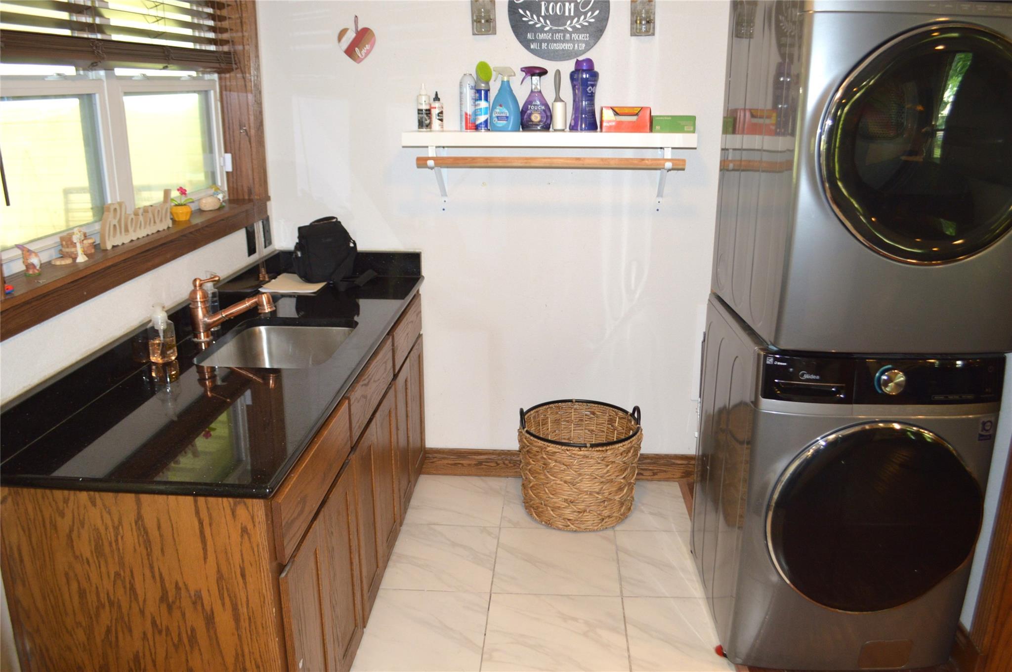 3202 N Travis Cameron TX 76520