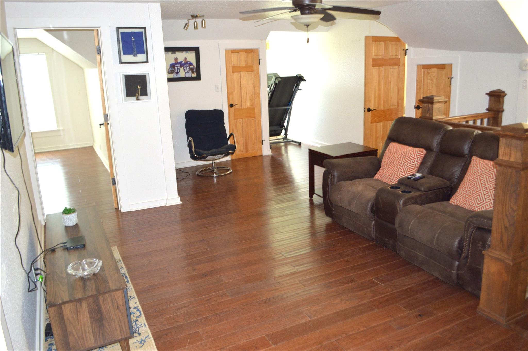 3202 N Travis Cameron TX 76520