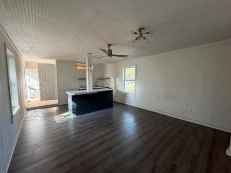 207 S Creek Street Fredericksburg TX 78624