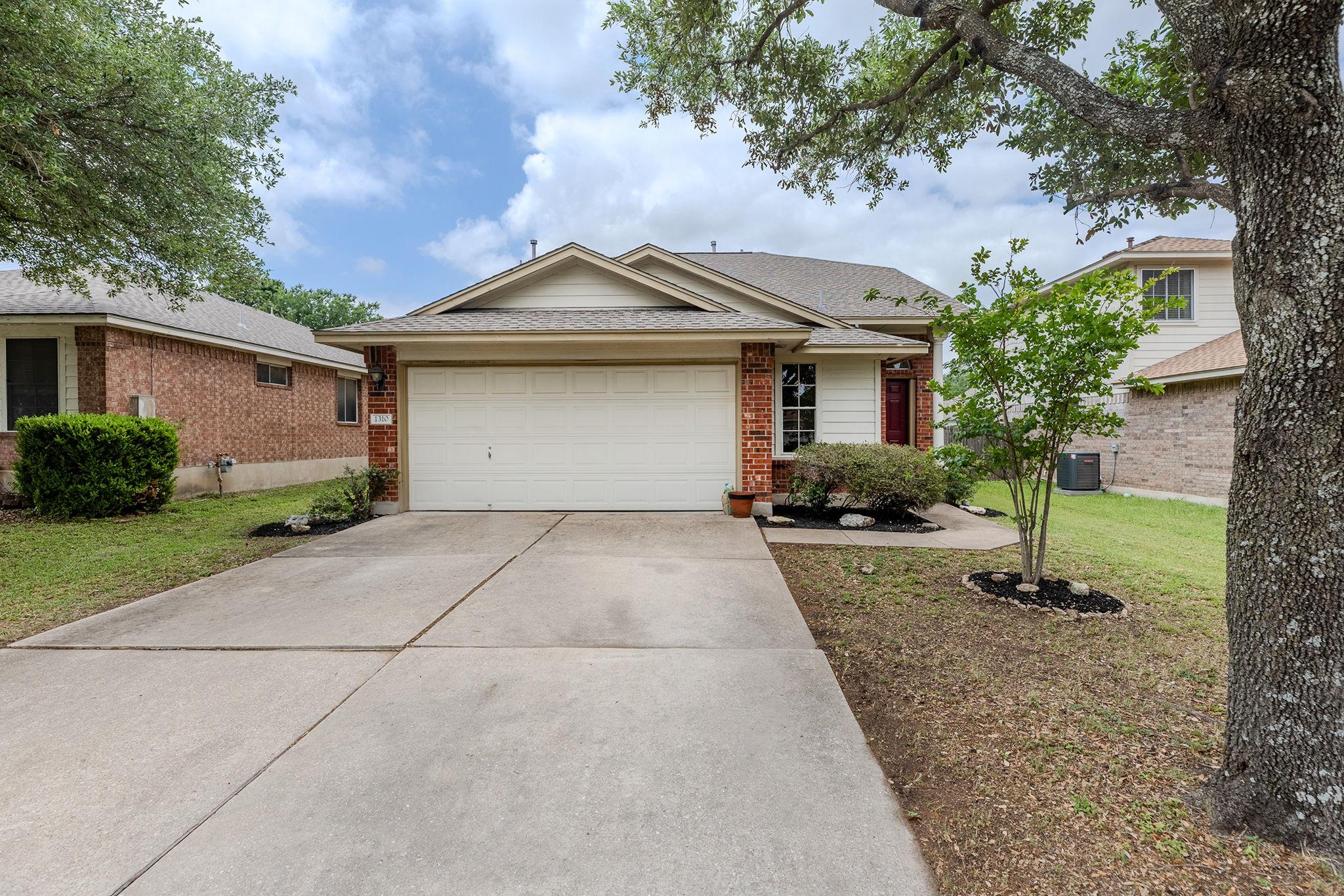 1310 Dillon Lake Bend Leander TX 78641