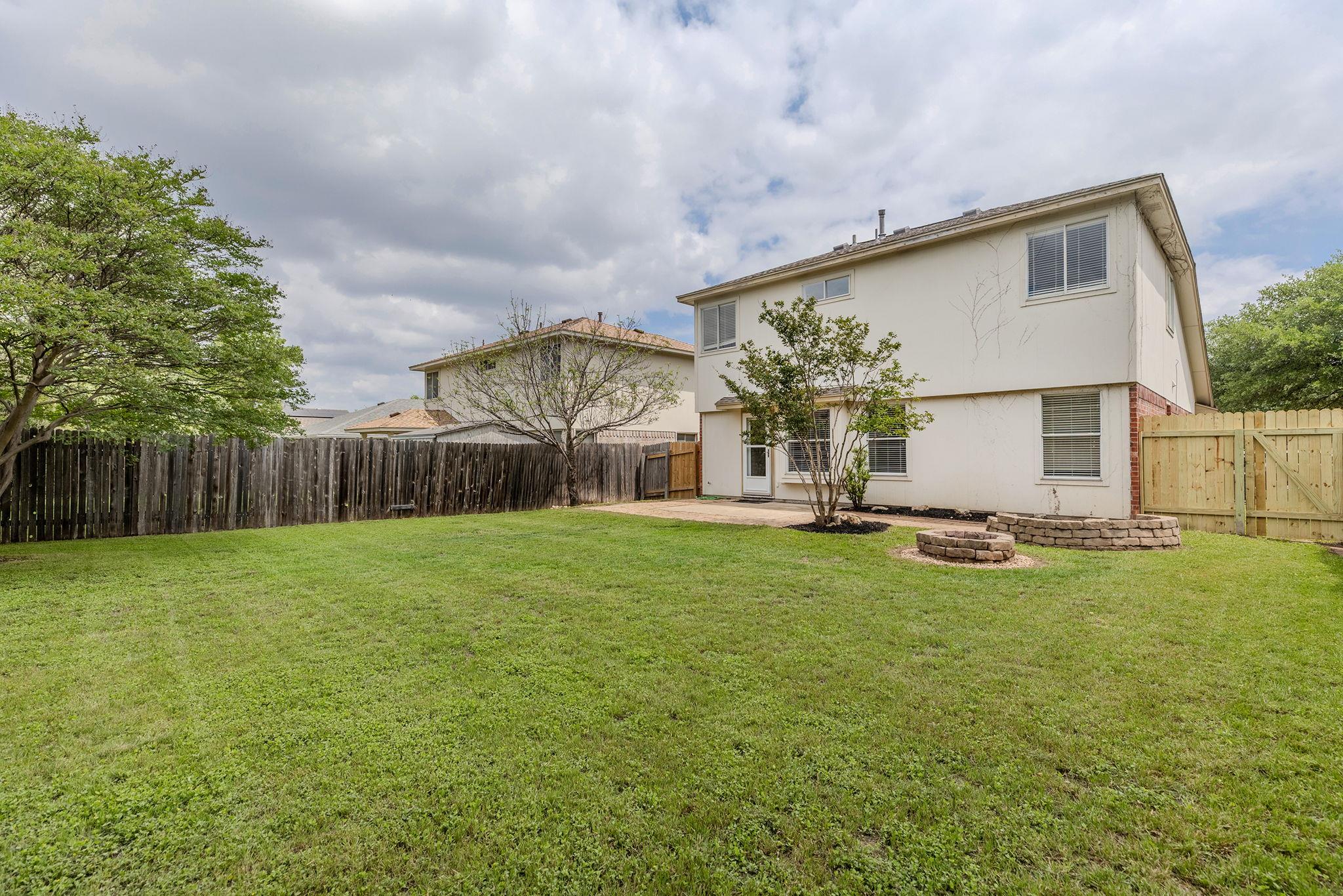1310 Dillon Lake Bend Leander TX 78641