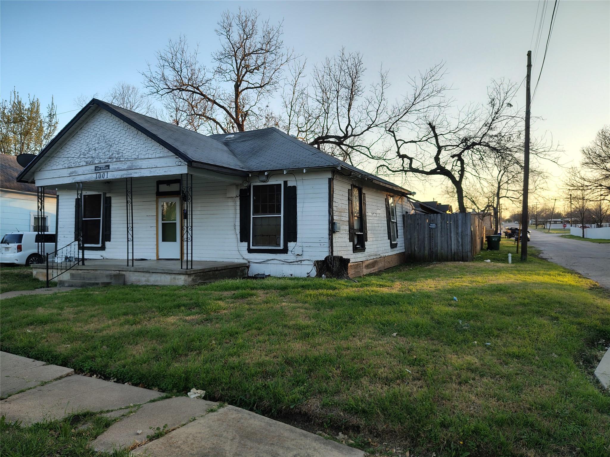 1001 S 16th Street Waco TX 76706
