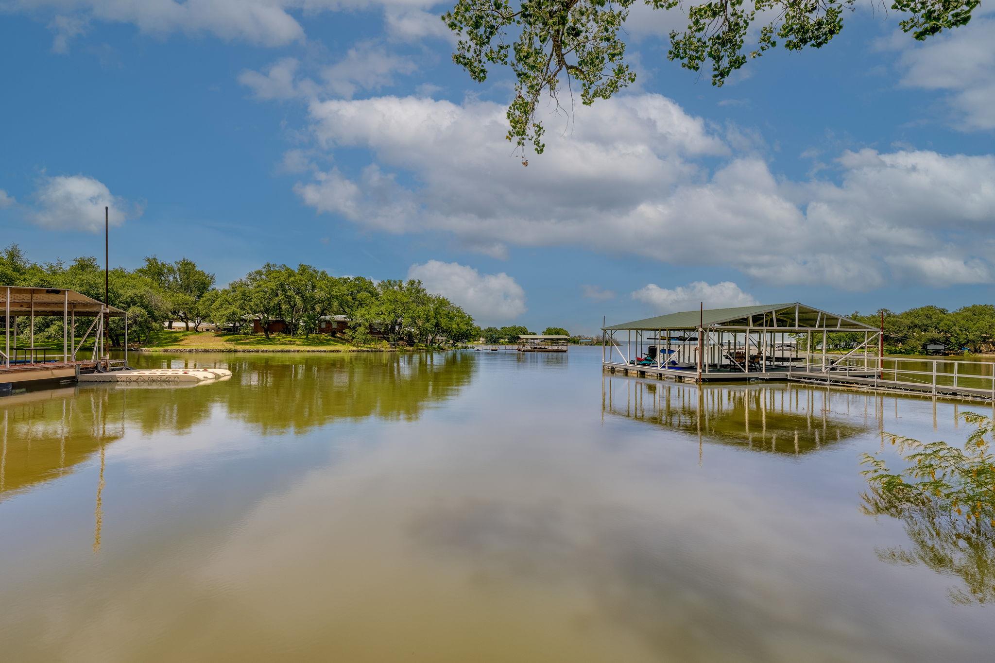 214 Island Lodges Drive Buchanan Dam TX 78609