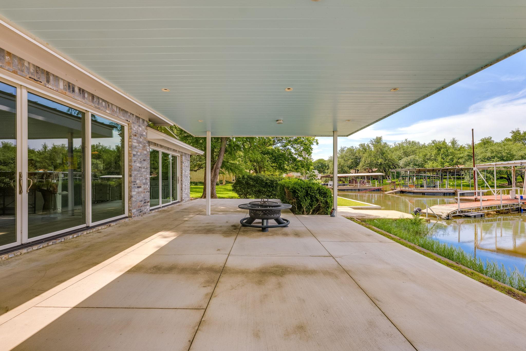 214 Island Lodges Drive Buchanan Dam TX 78609