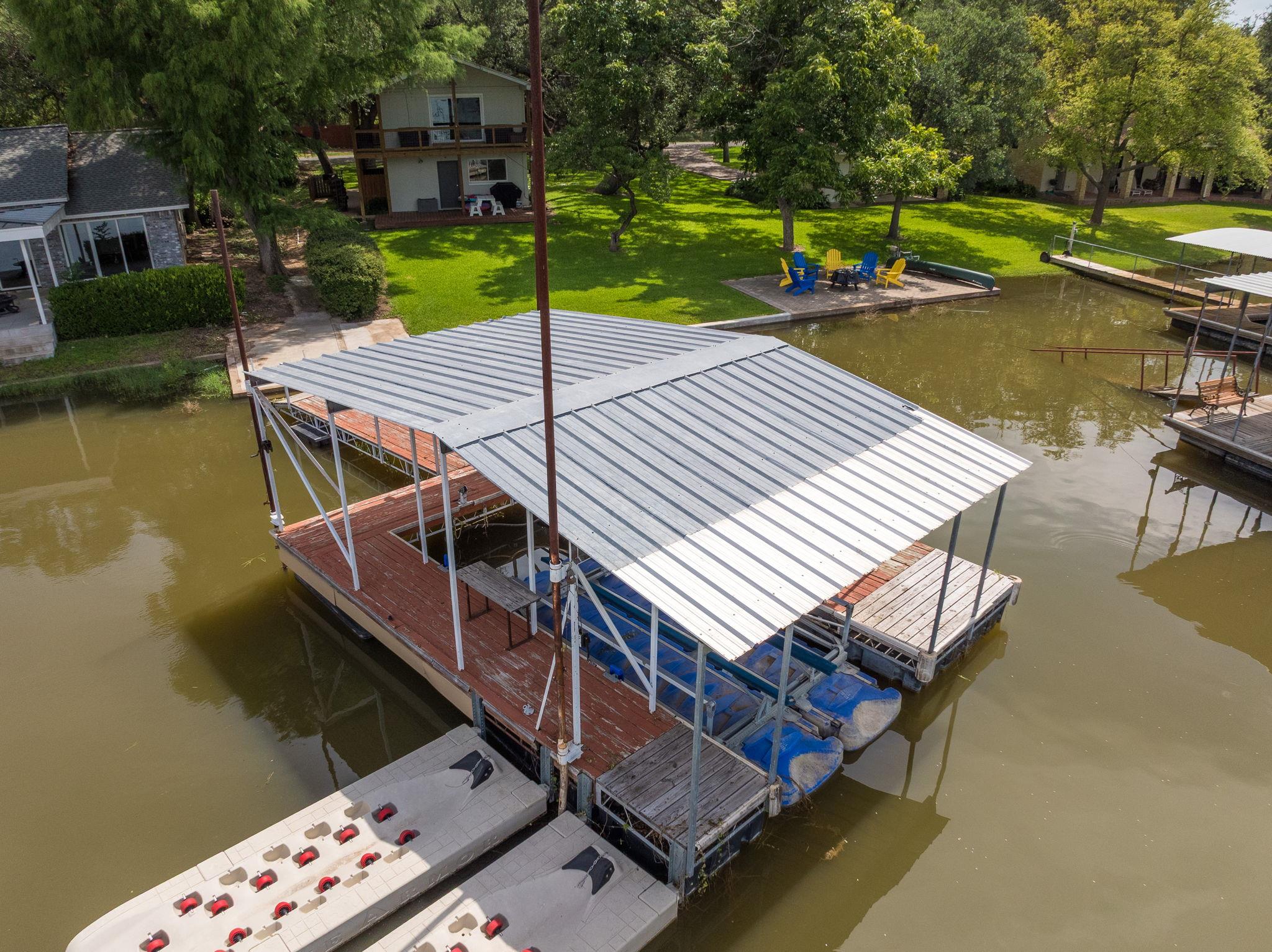 214 Island Lodges Drive Buchanan Dam TX 78609