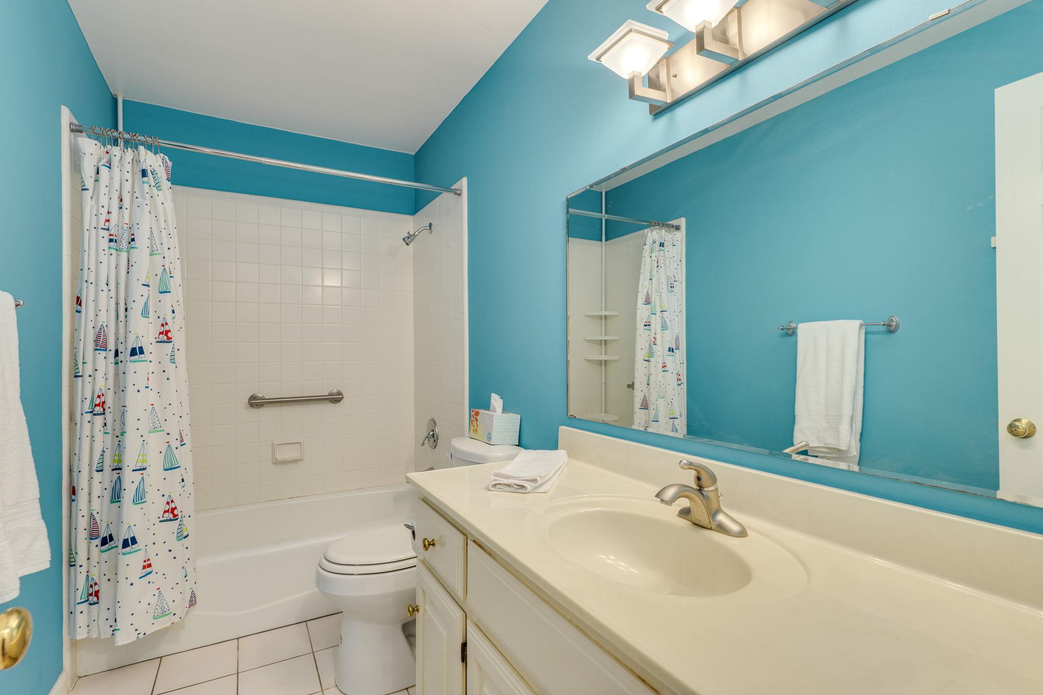 214 Island Lodges Drive Buchanan Dam TX 78609