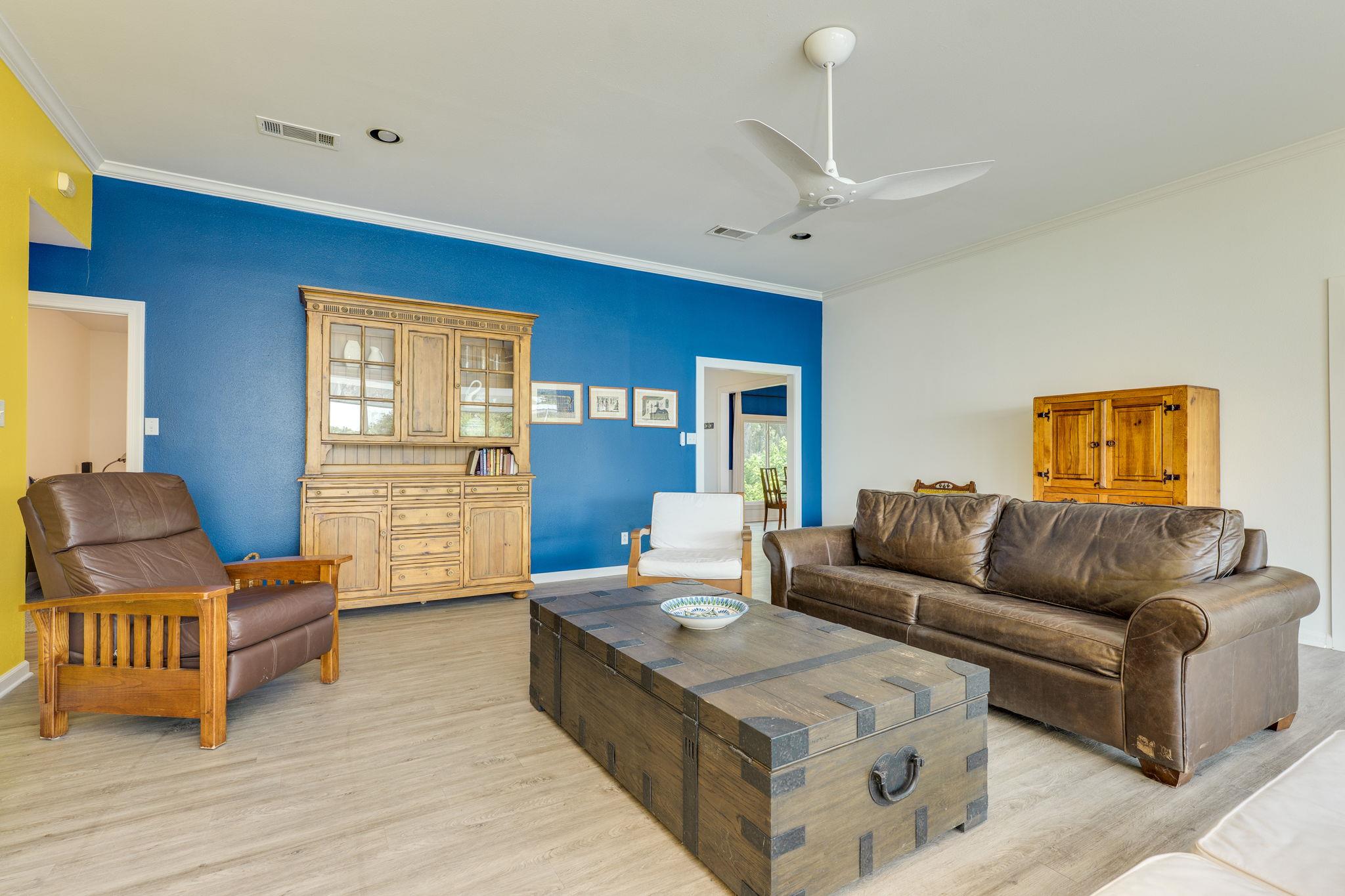 214 Island Lodges Drive Buchanan Dam TX 78609