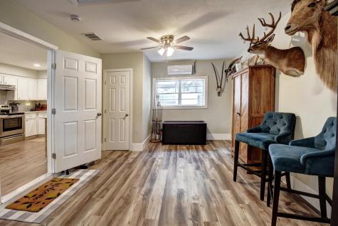 504 Hickory Street Smithville TX 78957