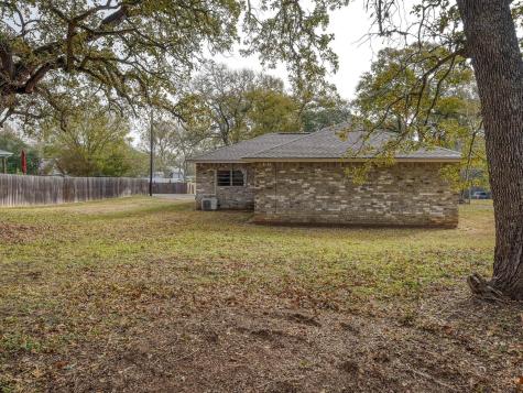 504 Hickory Street Smithville TX 78957